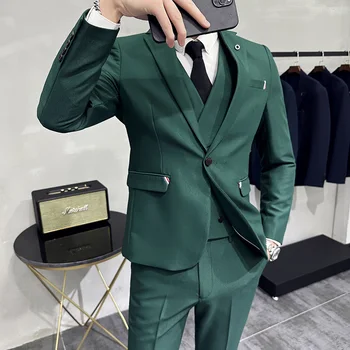 Нов мъжки (костюм + жилетка + панталони) модерен бизнес красиви корейски вариант, тънък вълнен обикновен сватбен комплект от три елемента за младоженеца