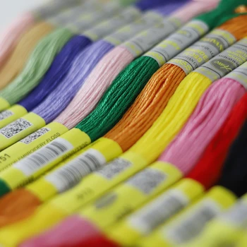 200 Различни произволни цветове Набор от мерсеризованных египетски длинноволокнистых памучни конци за бродерия на кръстат бод 8,7 ярда кангал