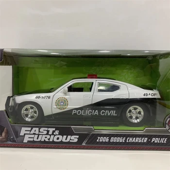 1:24 от 2006 полицейска кола Dodge Charger Високо Моделиране, Формовани под Натиска на Модел на превозното средство От Метална сплав, колекция от детски играчки, подаръци